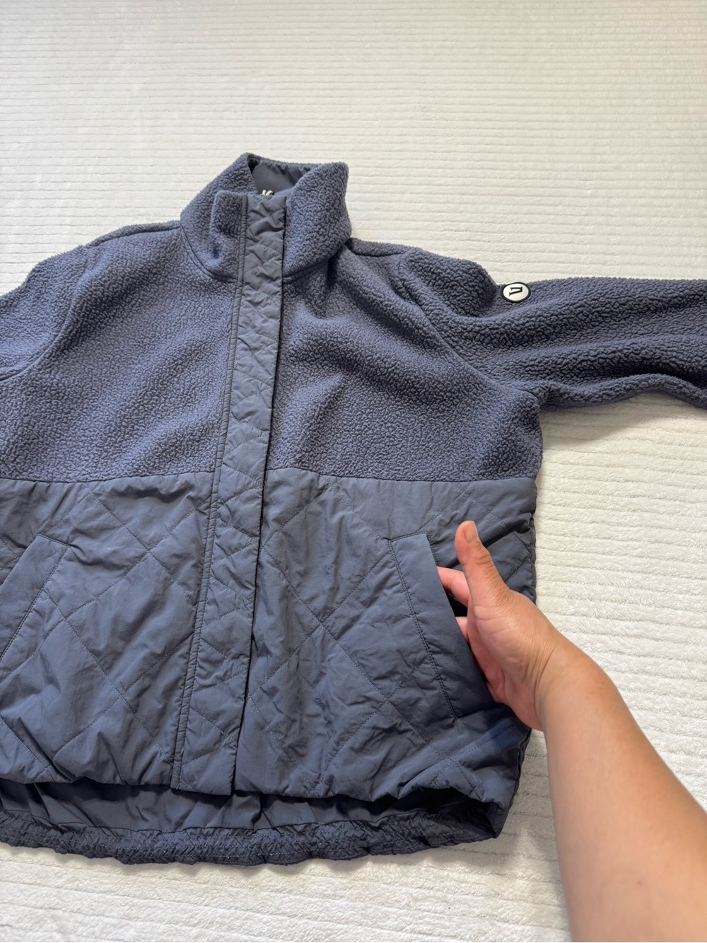 Vuori Quilted Panel Sherpa Jacket - Charcoal - Picture 9 of 12